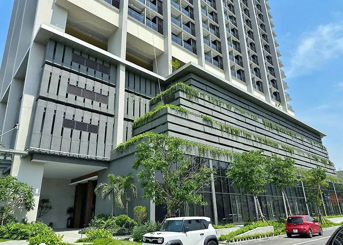 Ho Sang Trong Icon40 Gan Bien Apartment Ha Long